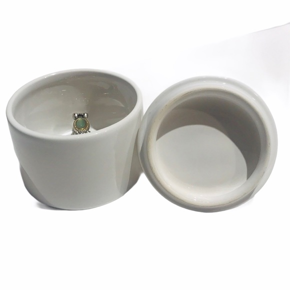 NWOT Two’s Company Ceramic Trinket Box w/Lid - Picture 5 of 7